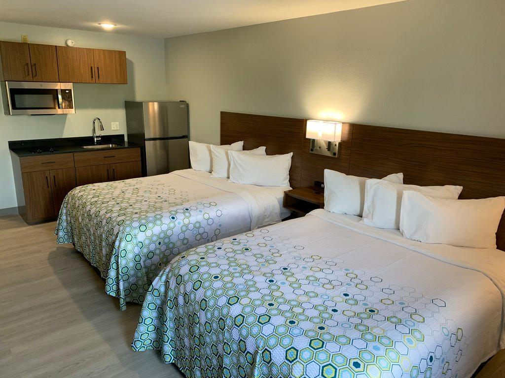 Hometowne Studios By Red Roof East Lansing - Okemos Экстерьер фото